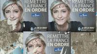 Posters de campagne de Marine Le Pen, près de Toulouse, le 28 avril 2017 [Eric CABANIS / AFP/Archives]