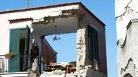 Des bâtiments endommagés par le séisme à Casamicciola Terme, sur l'île italienne d'Ischia, le 22 août 2017 [Eliano IMPERATO / AFP]