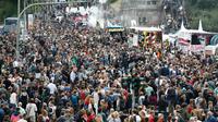 Des milliers de manifestants se sont déjà rassemblés à Hambourg, le 5 juillet 2017 [Odd ANDERSEN / AFP]