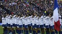 Les joueurs français durant l'hymne, avant le match de Six nations face à l'Ecosse, le 11 février 2018 à Edimbourg [CHRISTOPHE SIMON / AFP/Archives]