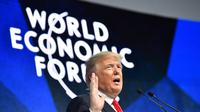 Le président américain Donald Trump s'adresse à l'assistance lors du forum économique mondial à Davos (Suisse), le 26 janvier 2018 [Nicholas Kamm / AFP]