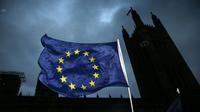 Le drapeau européen flotte sur le Parlement britannique à Londres le 13 décembre 2017  [Daniel LEAL-OLIVAS / AFP]