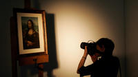 L'œuvre de Marcel Duchamp représente La Joconde affublée d'une moustache et d'un bouc. 