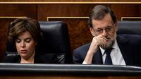 Le Premier ministre espagnol Mariano Rajoy et la vice-présidente du gouvernement Soraya Saenz de Santamaria, le 11 octobre 2017 au Parlement à Madrid [JAVIER SORIANO / AFP/Archives]