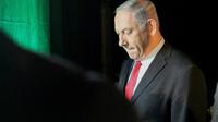 Le Premier ministre israélien Benjamin Netanyahu, accusé dans plusieurs affaires de corruption, quitte une conférence à Tel-Aviv, le 14 février 2018 [JACK GUEZ / AFP]