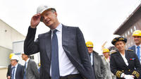 Le ministre de l'Economie, Bruno Le Maire, chargé d'appliquer la réforme, visitant les chantiers STX de Saint-Nazaire, le 11 janvier 2018. 