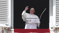 Le Pape François à la fenêtre du palais du vatican lors de la prière de l'Angelus, le 11 mars.