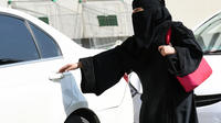 Jusqu'à présent, les femmes n'étaient pas autorisées à conduire elles-mêmes en Arabie saoudite.