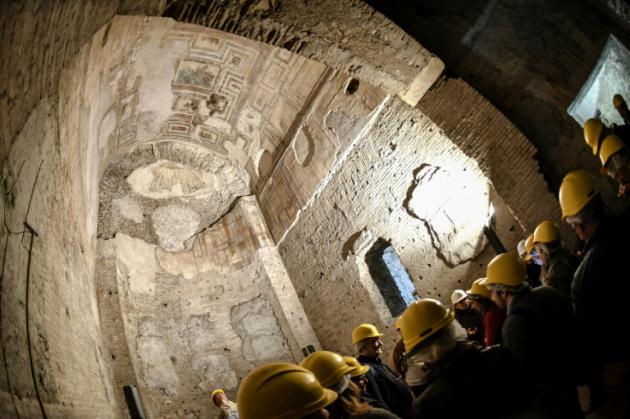 Visite virtuelle dans l'antique demeure de Néron à Rome, le 22 mars 2017 [ANDREAS SOLARO / AFP]