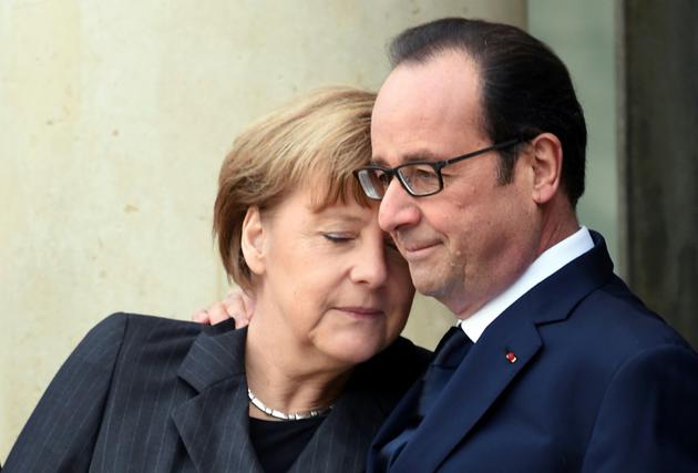 La chancelière allemande Angela Merkel et le président François Hollande, le 11 janvier 2015 à Paris [DOMINIQUE FAGET / AFP/Archives]