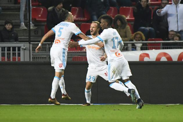 La joie des Marseillais, après l'ouverture du score contre Rennes, par Valère Germain, au Roazhon Park, le 13 janvier 2018 [DAMIEN MEYER / AFP]