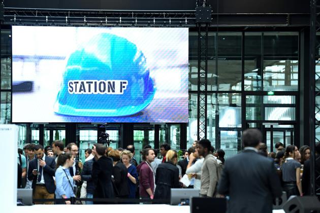 Inauguration le 29 juin 2017 à Paris de Station F, l'immense incubateur créé par Xavier Niel  [Bertrand GUAY / POOL/AFP]