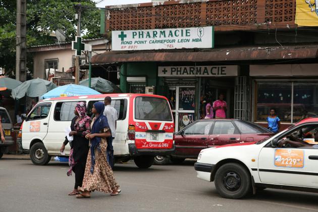 L'enseigne d'une pharmacie à Libreville, le 31 janvier 2018 au Gabon [STEVE JORDAN / AFP]