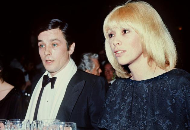 Alain Delon et Mireille Darc à Nice le 1er janvier 1976 [STF / AFP/Archives]