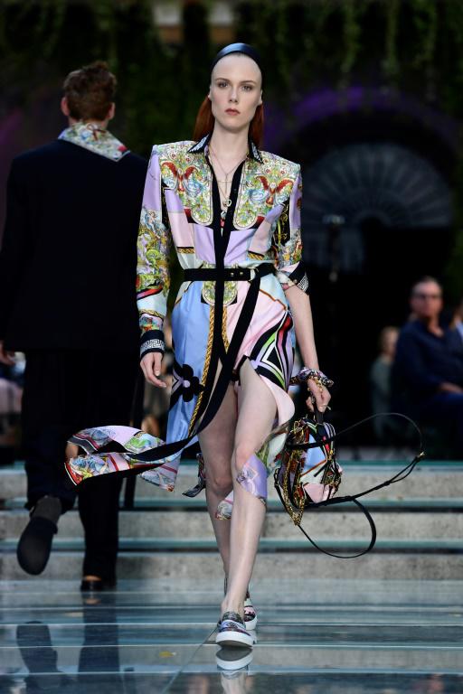 Défilé Versace, le 17 juin 2017 à Milan  [Miguel MEDINA / AFP]