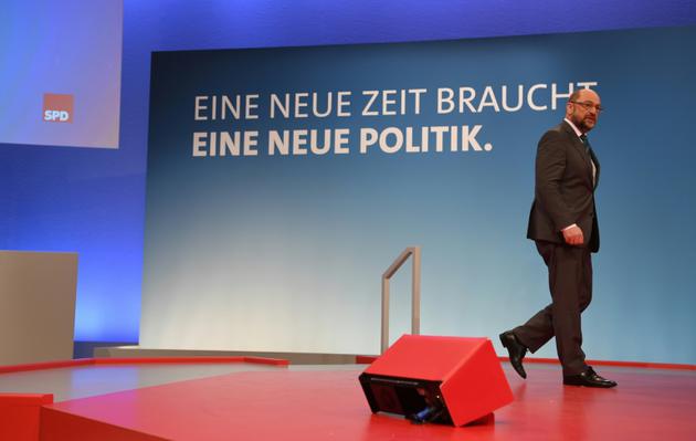 Martin Schulz, leader du parti social démocrate SPD, le 20 janvier 2018 à Bonn (Allemagne) à la veille du congrès de son parti [Patrik STOLLARZ / AFP]