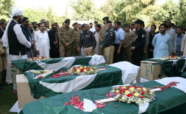 Les funérailles des policiers tués dans un attentat à Quetta, le 23 juin 2017 au Pakistan [BANARAS KHAN / AFP]