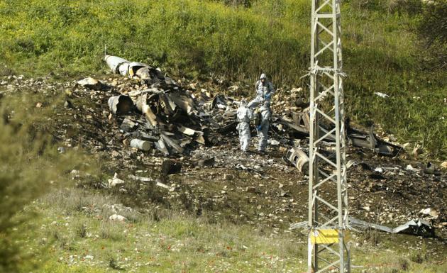 Les restes du F16 israélien qui s'est écrasé dans le nord d'Israël le 10 février 2018 [Jack GUEZ / AFP]