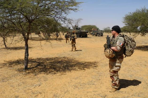 Une patrouille de l'opération française Barkhane, à In-Tillit, dans le centre du Mali, le 1er novembre 2017 [Daphné BENOIT / AFP/Archives]