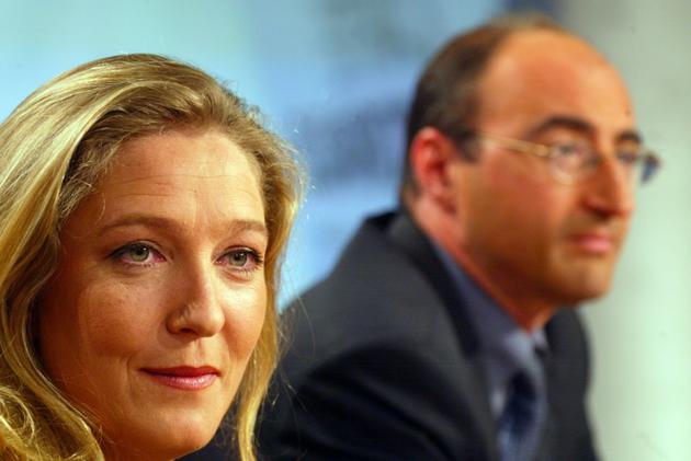 La fille du président du Front national Jean-Marie Le Pen, Marine, le 22 mai 2002 sur un plateau de France 3 à Paris [JOEL SAGET / AFP/Archives]
