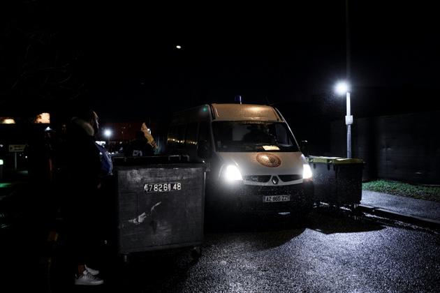 Des gardiens bloquent l'accès à la prison de Nanterre, près de Paris, le 18 janvier 2019=8 [Philippe LOPEZ / AFP]