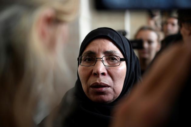 Zoulikha Aziri, la mère de Mohamed et d'Abdelkader Merah au tribunal à Paris le 2 octobre 2017 [Eric FEFERBERG / AFP]