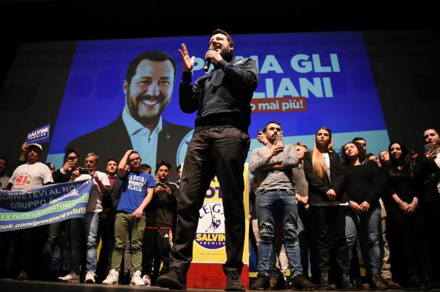 Le leader de la Ligue Matteo Salvini, lors d'une réunion électorale le 28 février 2018 à Turin [MARCO BERTORELLO / AFP]