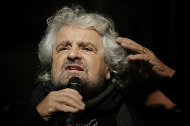 Beppe Grillo, leader du Mouvement 5 Etoiles, le 2 décembre 2016 à Turin, en Italie [MARCO BERTORELLO / AFP/Archives]