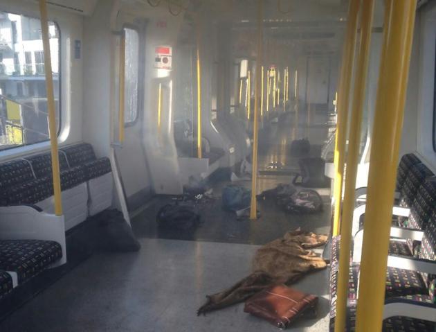 Une rame du métro londonien après l'explosion dans la station de Parsons Green le 15 septembre 2017, sur une photo fournie le 16 mars 2018 par la police londonienne  [STR / METROPOLITAN POLICE/AFP/Archives]