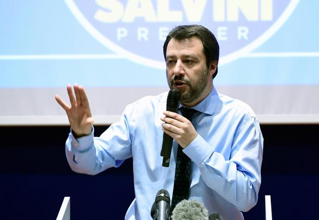 Le leader de la Ligue du nord Matteo Salvini lors d'un meeting à Milan (Italie) le 2 mars 2018 avant les élections législatives  [MIGUEL MEDINA / AFP/Archives]