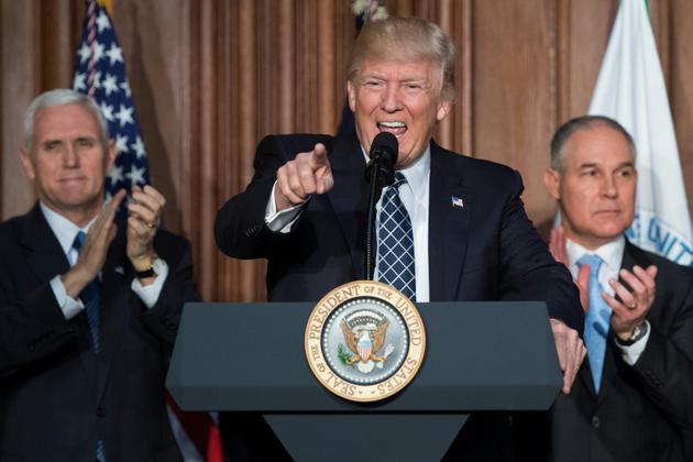 Donald Trump prononce un discours à Washington, le 28 mars 2017 [JIM WATSON / AFP/Archives]