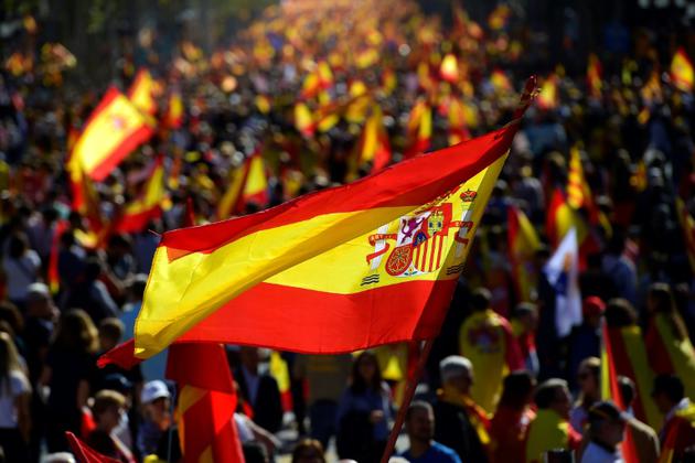 Manifestation pour défendre l'unité de l'Espagne, le 29 octobre 2017 à Barcelone, moins de 48 heures après la proclamation de la "République catalane" par le parlement régional [PIERRE-PHILIPPE MARCOU   / AFP]